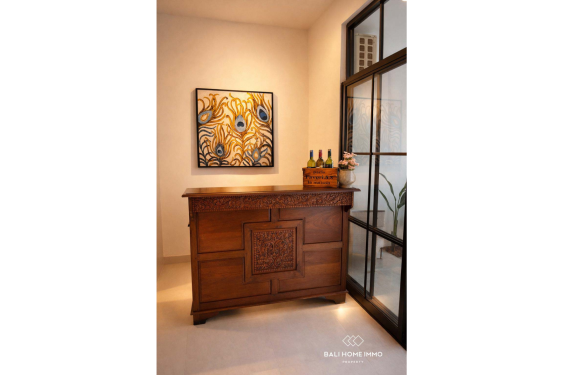 Image 10 from Villa 4 Kamar yang Baru Direnovasi Dijual di Seminyak Bali