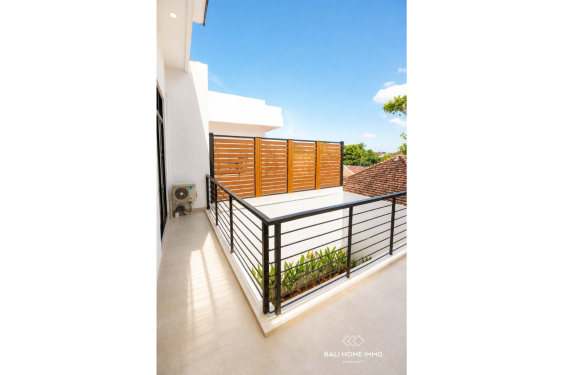 Image 5 from Villa 4 Kamar yang Baru Direnovasi Dijual di Seminyak Bali