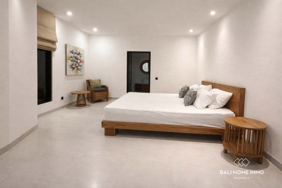 Image 10 from Villa de 4 chambres récemment rénovée à vendre à Seminyak, Bali