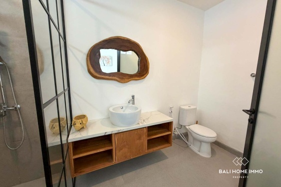 Image 12 from Villa 4 Kamar yang Baru Direnovasi Dijual di Seminyak Bali