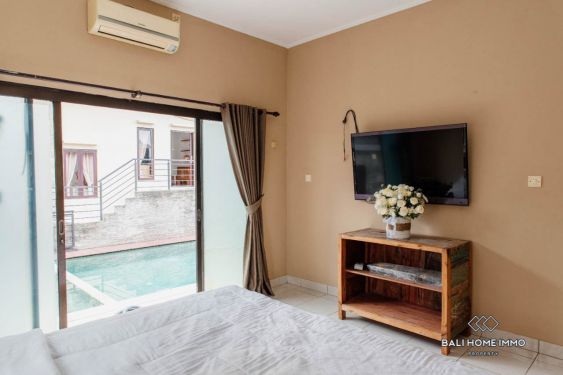 Image 10 from Villa Keluarga 5+1 Kamar Tidur yang BARU DIRENOVASI Dijual di Jimbaran Bali