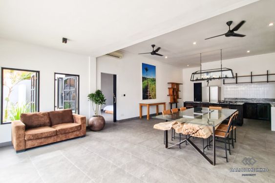 Image 5 from VILLA DE 5 CHAMBRES RÉCEMMENT RÉNOVÉE POUR LOCATION ANNUELLE À BALI UMALAS