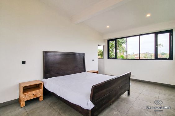Image 19 from VILLA DE 5 CHAMBRES RÉCEMMENT RÉNOVÉE POUR LOCATION ANNUELLE À BALI UMALAS