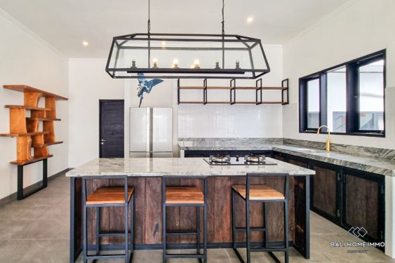 Image 6 from VILLA DE 5 CHAMBRES RÉCEMMENT RÉNOVÉE POUR LOCATION ANNUELLE À BALI UMALAS