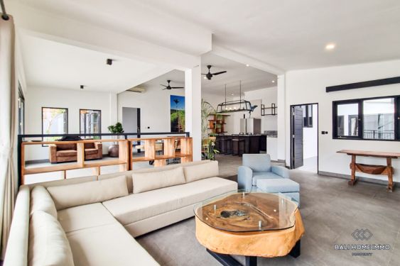 Image 12 from VILLA DE 5 CHAMBRES RÉCEMMENT RÉNOVÉE POUR LOCATION ANNUELLE À BALI UMALAS