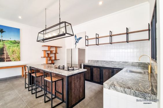 Image 10 from VILLA DE 5 CHAMBRES RÉCEMMENT RÉNOVÉE POUR LOCATION ANNUELLE À BALI UMALAS