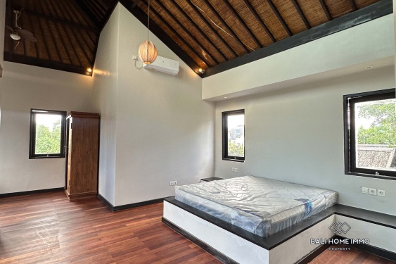 Image 7 from newly renovated 6 Bedrooms family villa for sale in Bali Pererenan beach