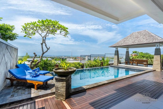 Image 2 from VILLA 4 KAMAR DENGAN PEMANDANGAN LAUT YANG BARU DIRENOVASI DI BALI - UNGASAN