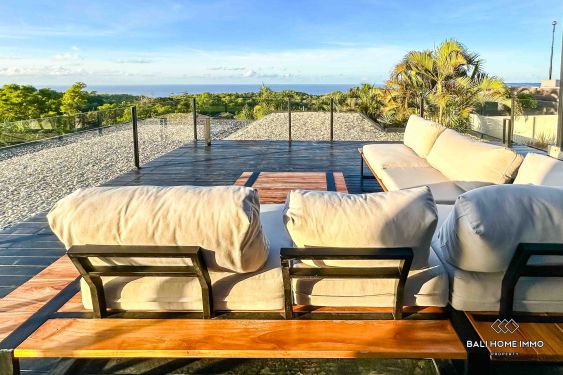 Image 3 from VILLA DE 6 CHAMBRES RÉCEMMENT RÉNOVÉE AVEC VUE SUR L'OCÉAN À LOCATION MENSUELLE À BALI - ULUWATU
