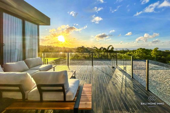 Image 2 from VILLA DE 6 CHAMBRES RÉCEMMENT RÉNOVÉE AVEC VUE SUR L'OCÉAN À LOCATION MENSUELLE À BALI - ULUWATU