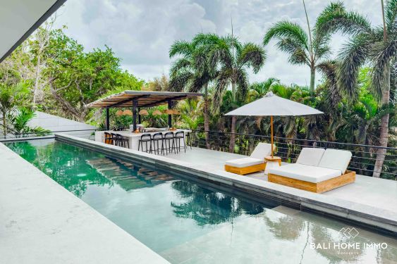 Image 3 from NEWLY RENOVATED WITH OCEAN VIEW 6 BEDROOMS VILLA FOR MONTHLY RENTAL IN BALI - ULUWATU