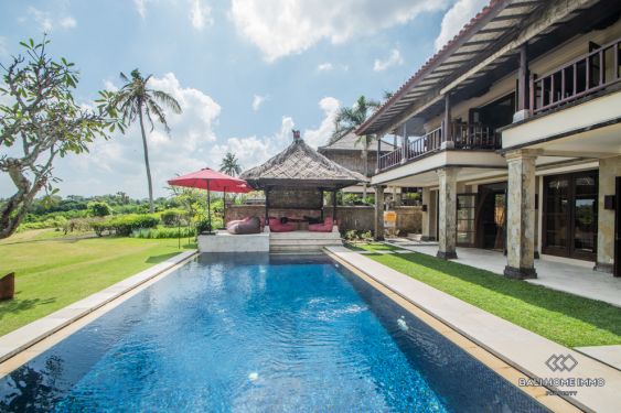 Image 2 from Villa Pemandangan Laut 4 Kamar Disewakan di Bali Tanah Lot