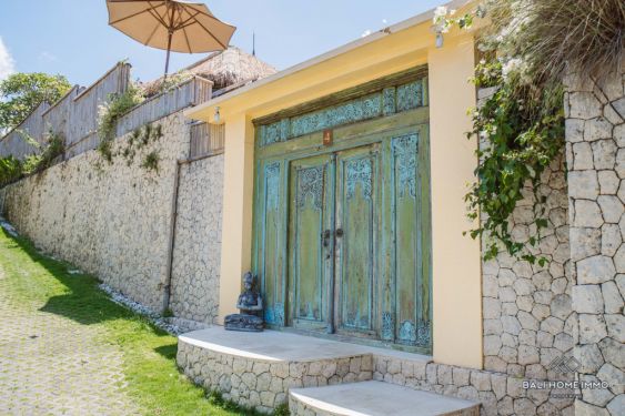 Image 14 from Villa 4 Kamar Tidur dengan Pemandangan Laut Dijual Di Bali Uluwatu