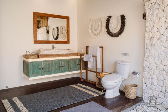 Image 16 from Villa 4 Kamar Tidur dengan Pemandangan Laut Dijual Di Bali Uluwatu