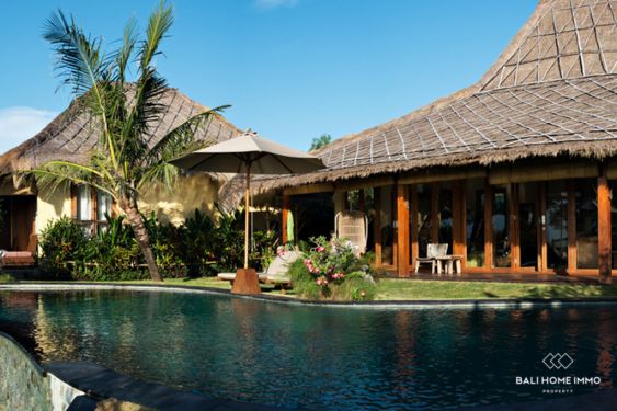 Image 2 from Villa 4 Kamar Tidur dengan Pemandangan Laut Dijual Di Bali Uluwatu