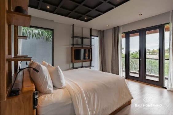 Image 6 from Villa dengan Pemandangan Laut dan 4 Kamar Dijual di Berawa