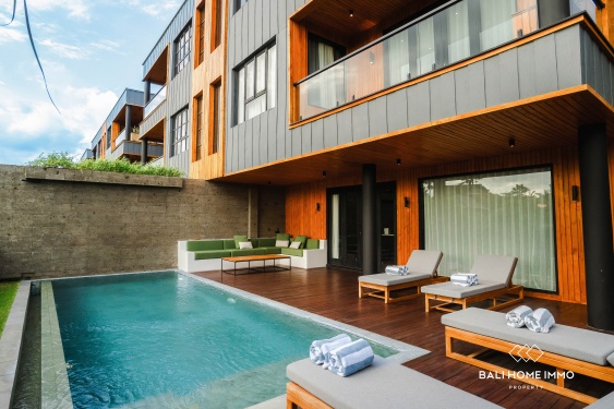 Villa de 4 chambres avec vue sur l'océan à vendre à Berawa