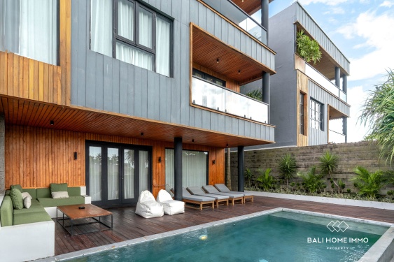 Image 1 from Villa dengan Pemandangan Laut dan 4 Kamar Dijual di Berawa