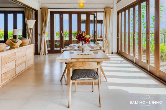 Image 11 from Vila 6+1 Kamar Tidur dengan pemandangan laut dijual dan disewakan di Bali Uluwatu