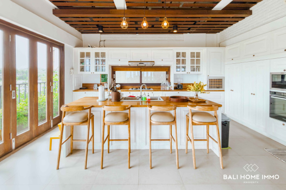 Image 12 from Vila 6+1 Kamar Tidur dengan pemandangan laut dijual dan disewakan di Bali Uluwatu