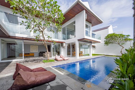 Image 3 from Villa de 6 chambres avec vue sur l'océan à vendre en pleine propriété à Bali Bukit Peninsula Uluwatu