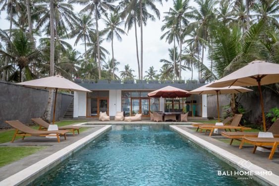 Image 1 from Vila 6 Kamar Tidur dengan Pemandangan Laut Dijual Hak Milik di Pantai Barat Bali