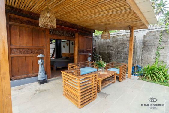 Image 8 from Beachfront 6 Bedroom Villa for Sale Freehold in West Bali