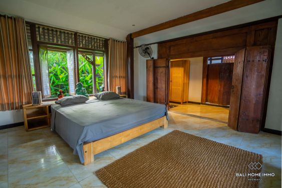 Image 10 from Beachfront 6 Bedroom Villa for Sale Freehold in West Bali