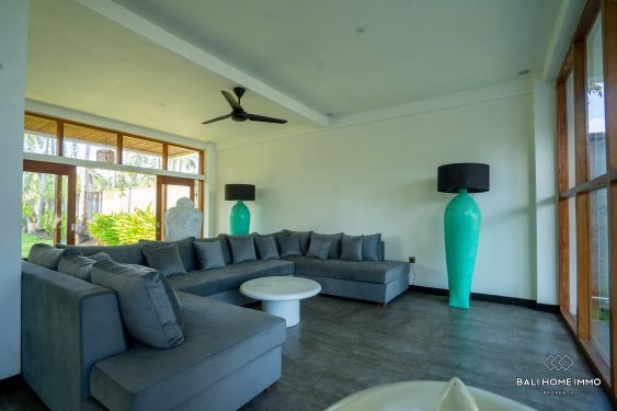 Image 4 from Beachfront 6 Bedroom Villa for Sale Freehold in West Bali