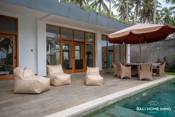 Image 3 from Vila 6 Kamar Tidur dengan Pemandangan Laut Dijual Hak Milik di Pantai Barat Bali