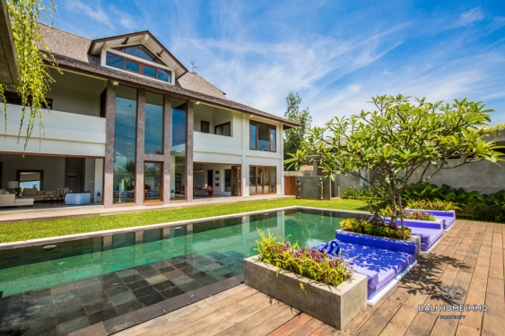 Image 1 from Ocean View 7 Bedroom Villa for Sale and Rent in Bali East Cost