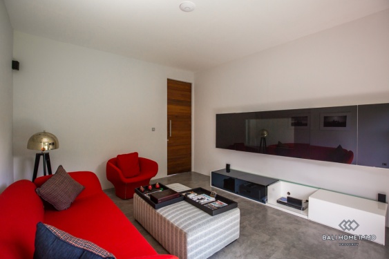 Image 11 from Villa berpemandangan Laut dan 7 Kamar untuk Dijual dan Disewa di Pantai Timur Bali