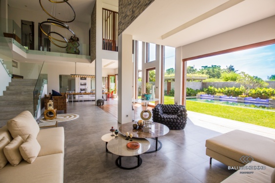 Image 8 from Villa berpemandangan Laut dan 7 Kamar untuk Dijual dan Disewa di Pantai Timur Bali