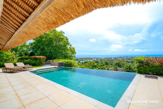 Image 2 from VILLA DE 7 CHAMBRES AVEC VUE SUR L'OCÉAN À VENDRE EN PLEINE PROPRIÉTÉ À ULUWATU PRÈS DE BINGIN BEACH