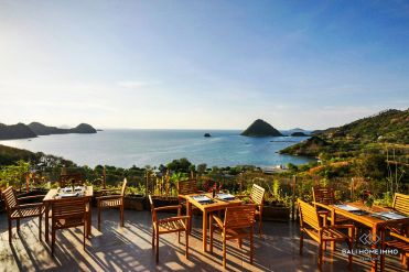Image 1 from Hôtel avec vue sur l'océan à vendre en pleine propriété à Labuan Bajo