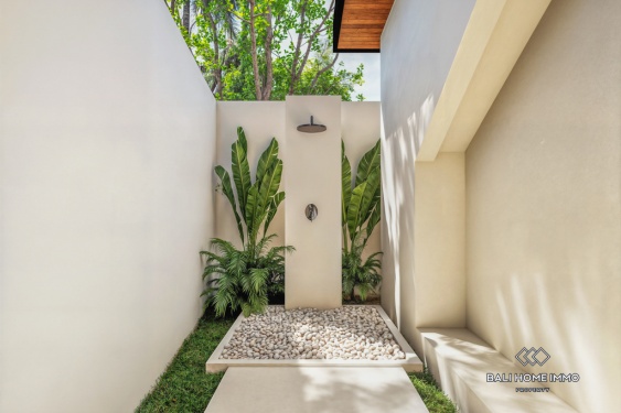 Image 14 from Villa 2 kamar off-plan dijual di pantai Bali Canggu Batu Bolong
