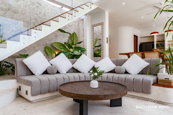 Image 5 from VILLA BARU 2 KAMAR DIKONTRAKAN DI CANGGU KAYUTULANG