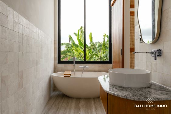 Image 14 from VILLA BARU 2 KAMAR DIKONTRAKAN DI CANGGU KAYUTULANG