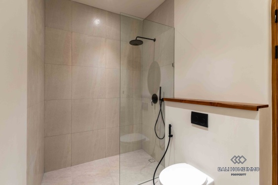 Image 16 from Villa moderne neuve de 3 chambres à vendre en bail emphytéotique à Cemagi Beachside