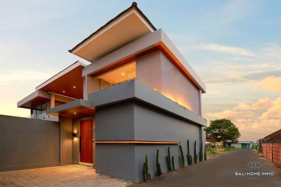 Image 17 from Villa 3 Kamar Tidur Baru Dijual di Tumbak Bayuh