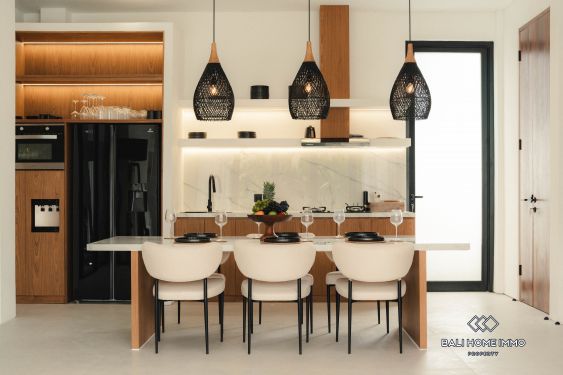 Image 5 from Villa de 3 chambres sur plan à vendre en location à Bali Canggu Batu Bolong