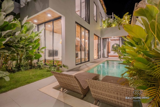 Villa modern 4 kamar Off-plan dijual di Umalas, Bali