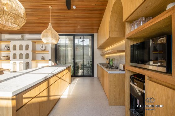 Image 11 from Luxueuse villa de 5 chambres sur plan à vendre en bail à  Bingin Bal