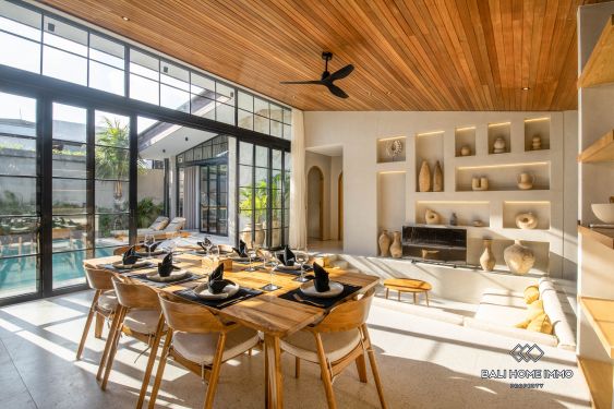 Image 6 from Luxueuse villa de 5 chambres sur plan à vendre en bail à  Bingin Bal