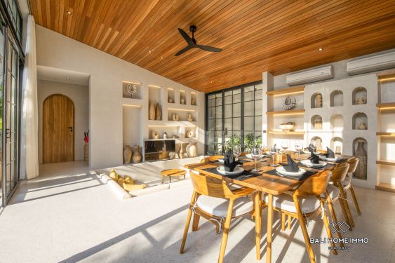 Image 5 from Luxueuse villa de 5 chambres sur plan à vendre en bail à  Bingin Bal