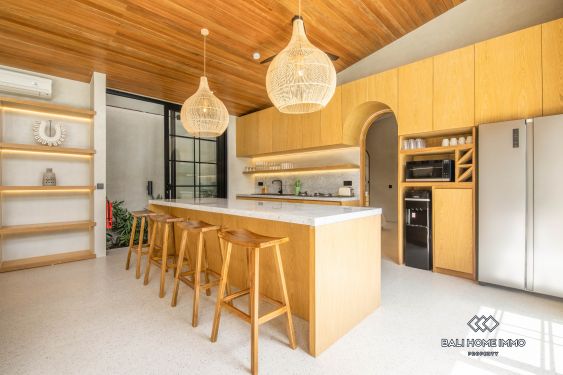 Image 8 from Luxueuse villa de 5 chambres sur plan à vendre en bail à  Bingin Bal