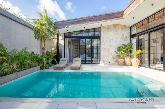 Image 17 from Luxueuse villa de 5 chambres sur plan à vendre en bail à  Bingin Bal