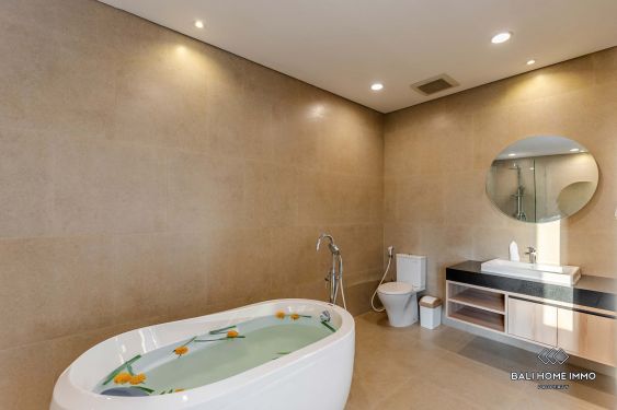 Image 13 from VILLA PAISIBLE D'UNE CHAMBRE À VENDRE ET À LOUER À KUTUH - NUSADUA