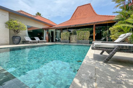 Image 1 from Villa paisible de 3 chambres à vendre en bail à Bali Seminyak Oberoi