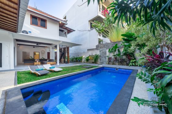 Image 2 from Villa paisible de 3 chambres à vendre en location dans le centre de Seminyak Bali
